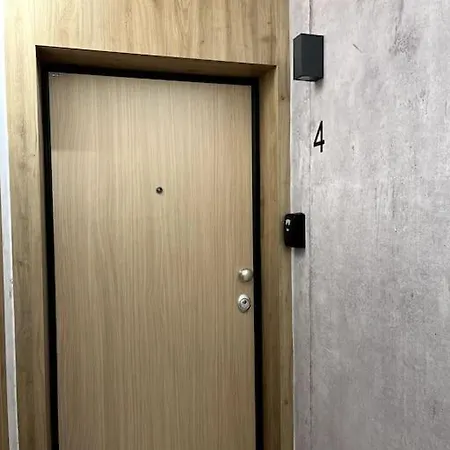 Rina 塞拉耶佛